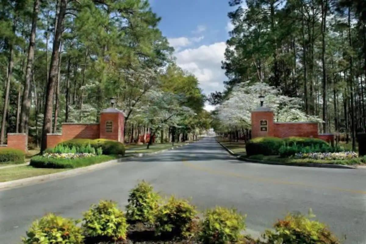 Comfortable Cottage On The Blue Mile - Close To Gsu! Statesboro Exterior foto